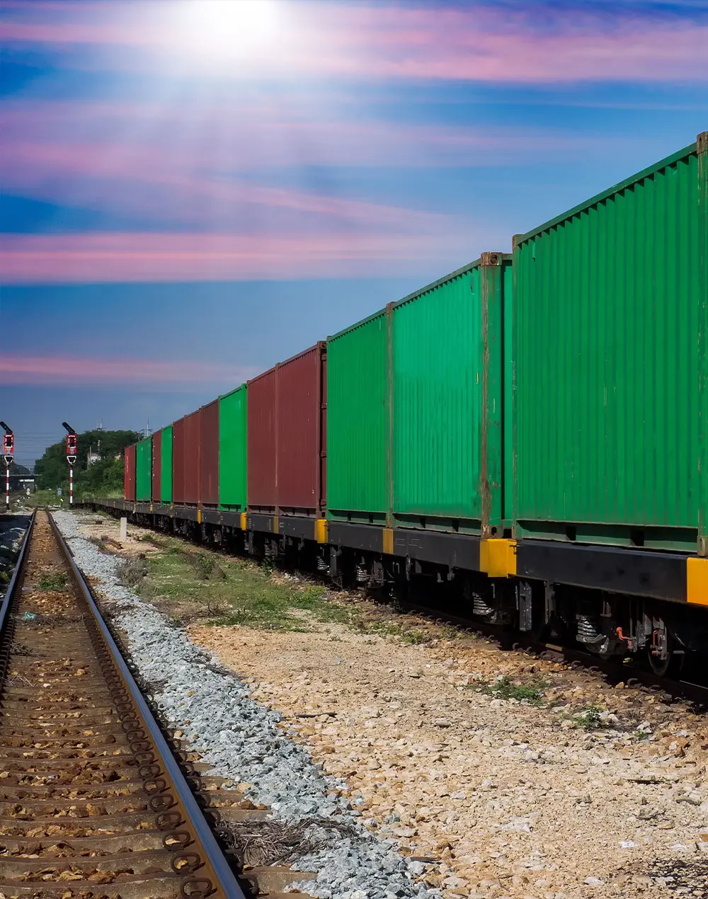 freight forwarding train